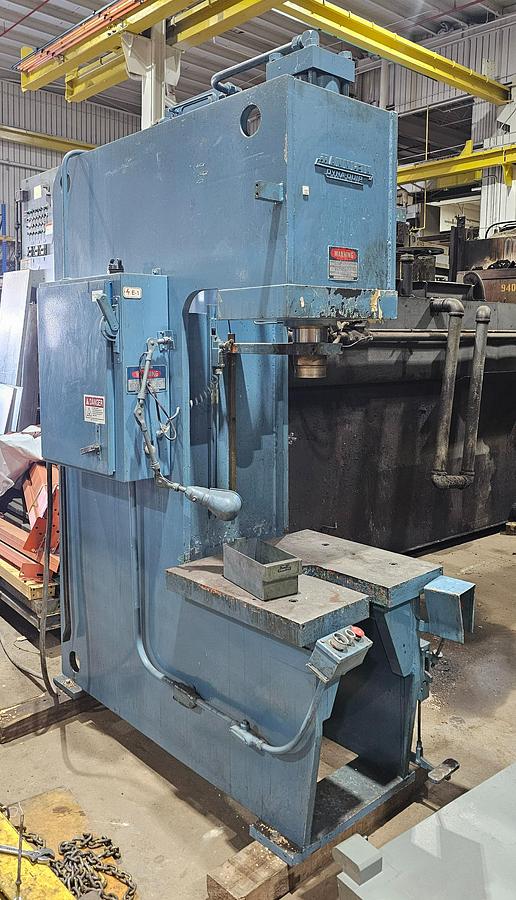 Used Hannifin OGF-38 38-Ton Hydraulic Press | C-Frame | 12" Stroke | 460V