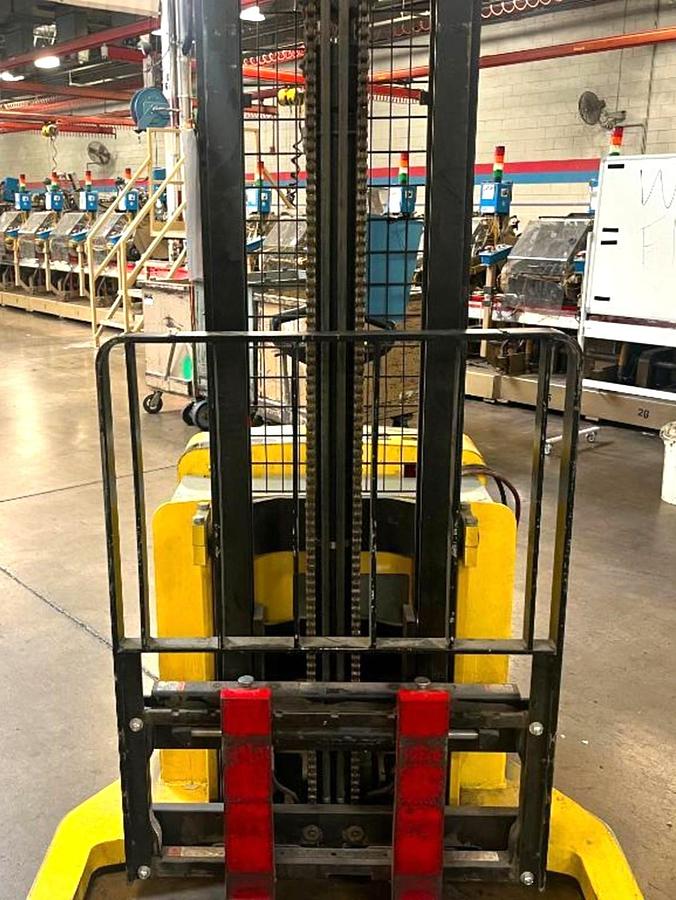 Used 2014 Hyster W40ZA 4000# Walkie Stacker 122" Lift Side-Shift 3-Phase Charger