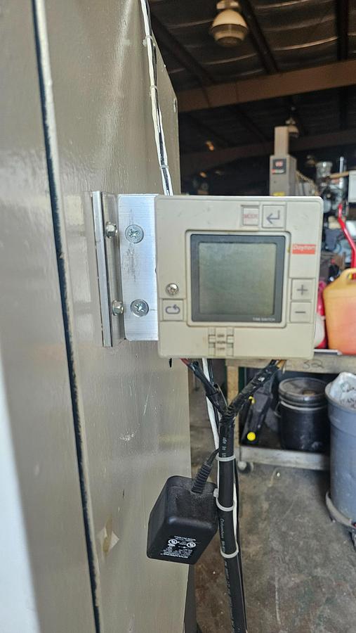 Used Blue M Model CC-04 Mechanical Convection Industrial Oven – 2011 – Programmable Profile V