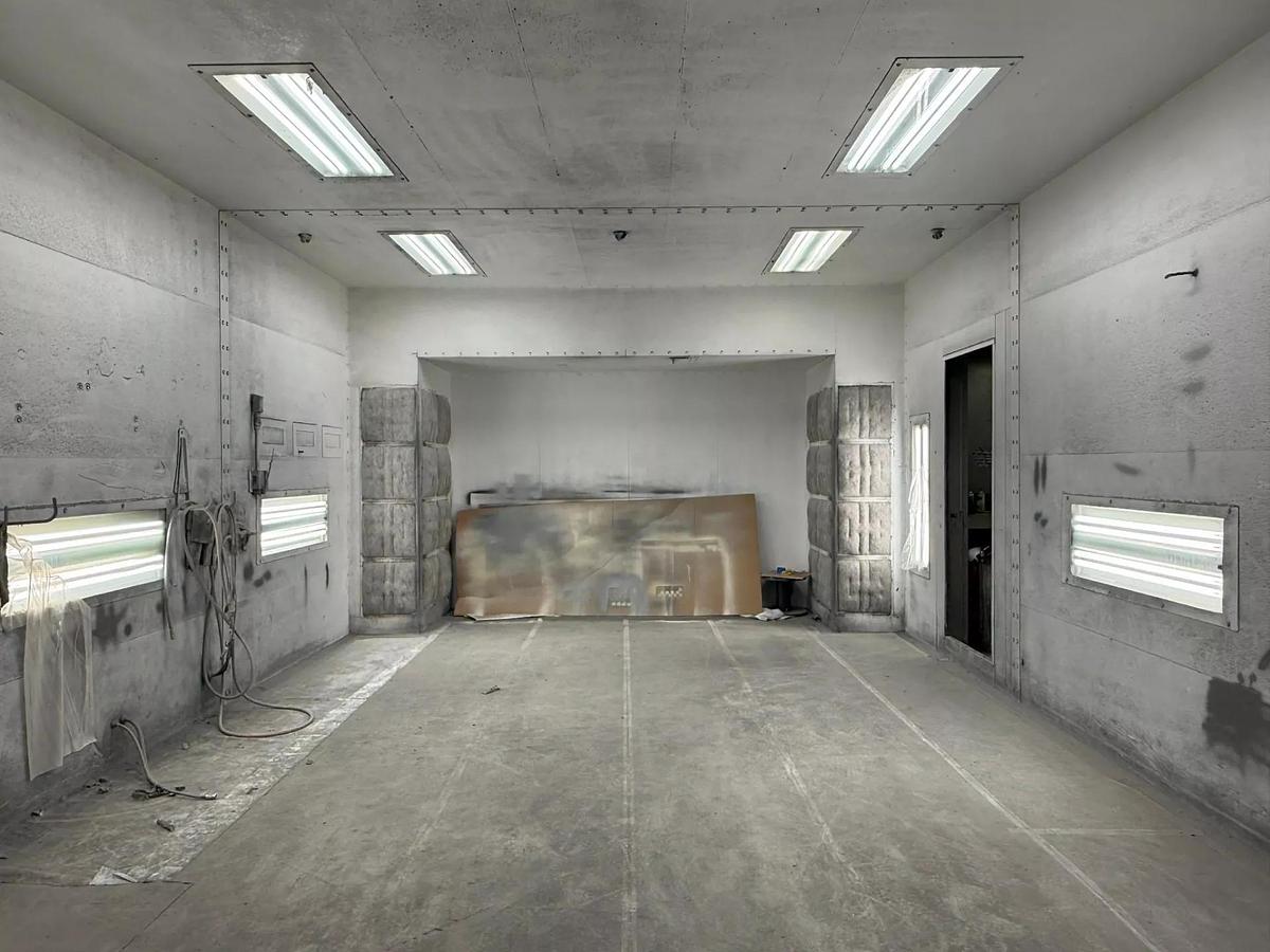 Used GFS CDG-1610PSB-30-S-CU-S Crossdraft Spray Booth 16' x 10' x 30' w/Mix Room & Air Makeup Unit