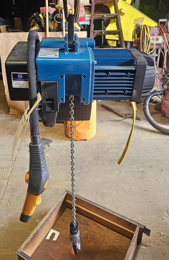 Used 1100# Demag DC-COM 5 500 1/1 H5 Overhead Electric Chain Hoist & Pendant 