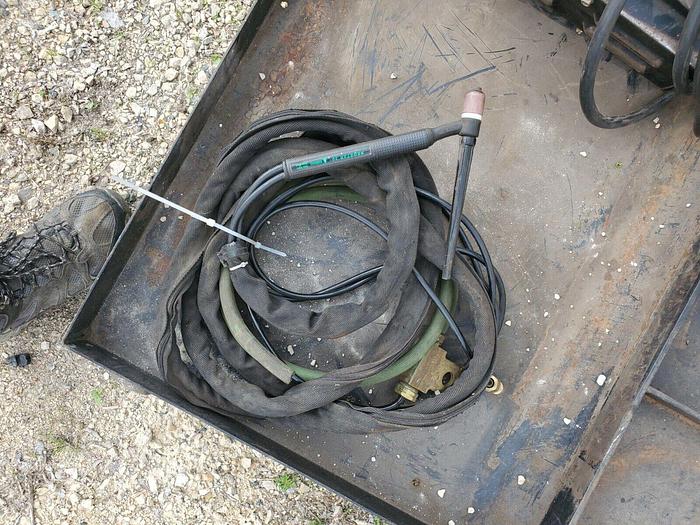 Used Praxair ProStar PRS20 Water-Cooled 250A 20 Series TIG Welding Torch & Clamp