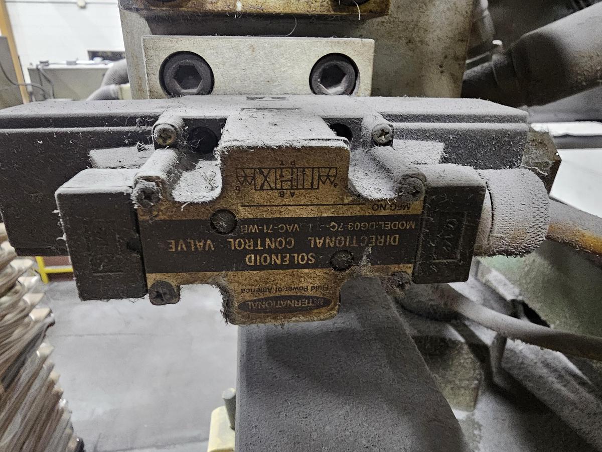 Used 75 Ton Metal Mechanics Hydraulic 4-Post Trim Press