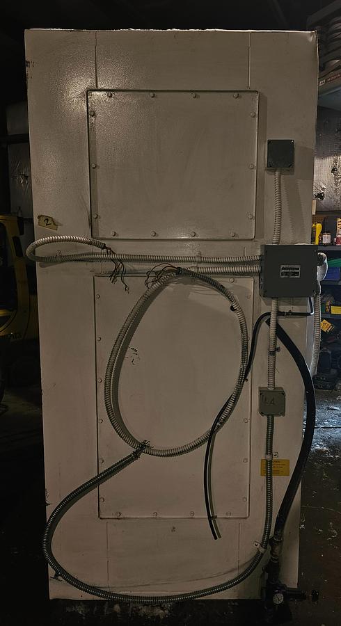 Used Donaldson Torit DWST 6-4 Downflo Workstation | 28,000 CFM | 4-Module Dust Booth