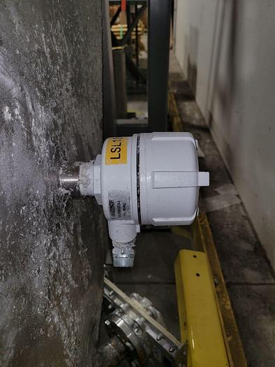 Used SST SacMaster 2 Ton Bulk Bag Discharging System w/Mixing & Storage Tank