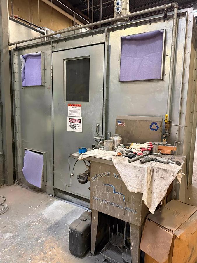 Used GFS CDG-1610PSB-30-S-CU-S Crossdraft Spray Booth 16' x 10' x 30' w/Mix Room & Air Makeup Unit