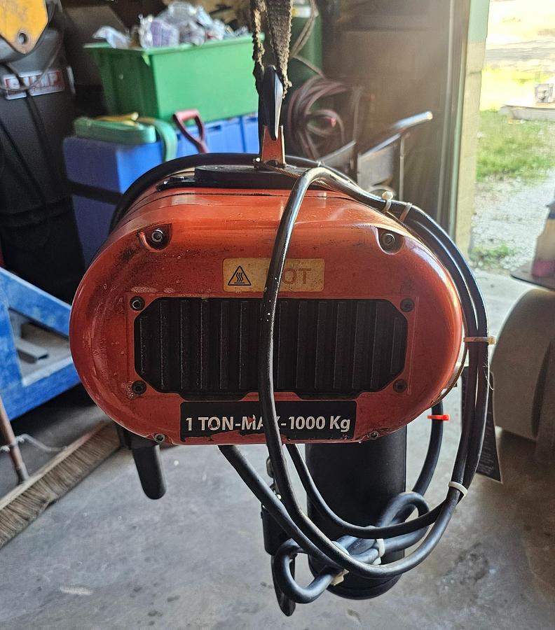 Used 1 Ton Lodestar VS Electric Chain Hoist Model L, 16 FPM Lift Speed, 440-480V 3 Phase