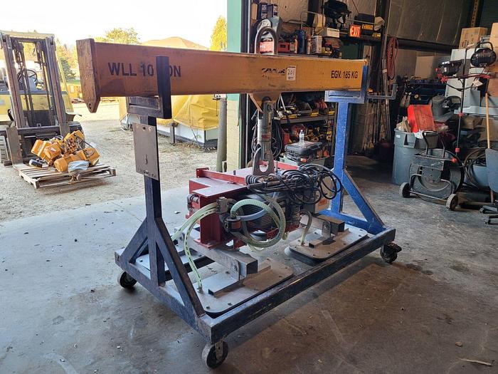 Used Certex/Aero-Lift 4000/4L Cup Vacuum Sheet Lifter w/4 Ton Capacity & 10 Ton Bar