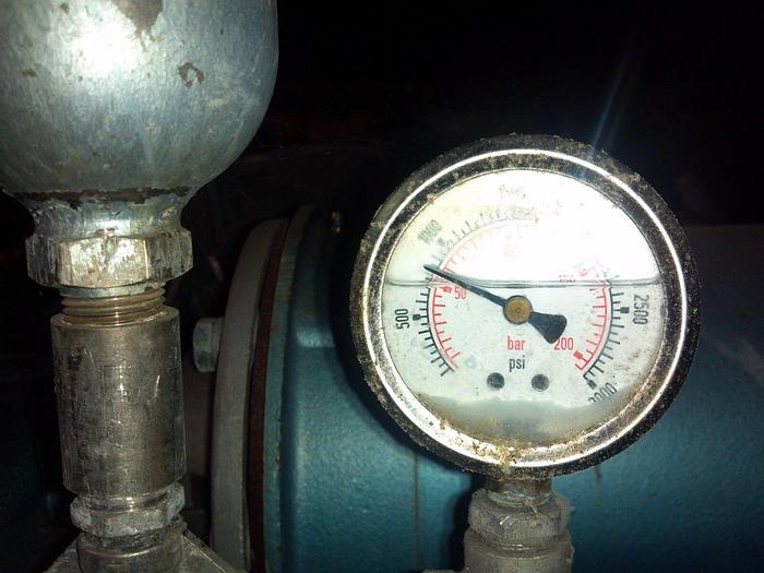 Used 5 HP CAT MODEL 350 HIGH PRESSURE PUMP ,5 HP ELECTRIC MOTOR 208-230/460V/3/60