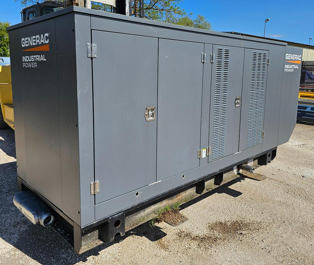 Used 2021 Generac SG200 200kW Industrial Generator | 3-Phase | ONLY 89 HRS | Late-Model Standby & Transfer Switch