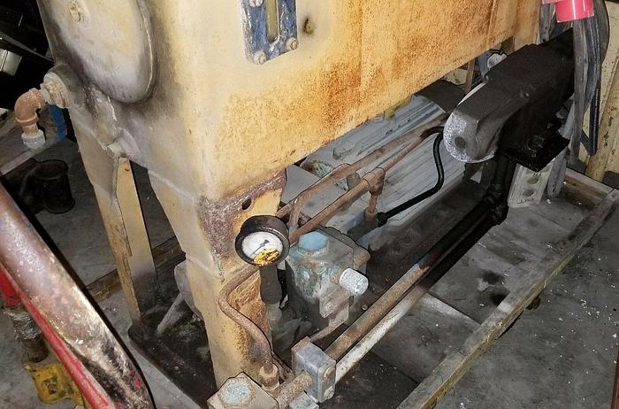 Used 10 Hp 3,000 PSI RACINE 5 GPM Hi-Pressure Hydraulic Pump/30 Gallon Tank Combo