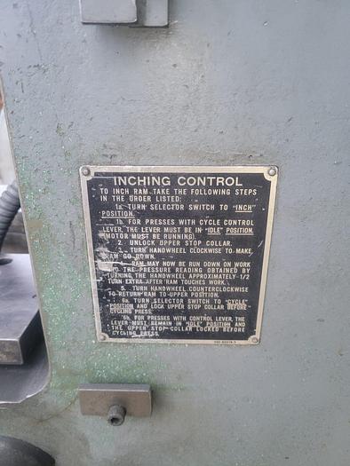 Used Denison Hydraulic 8 Ton Multipress 10” Stroke 6” Throat 7.5 Hp Motor