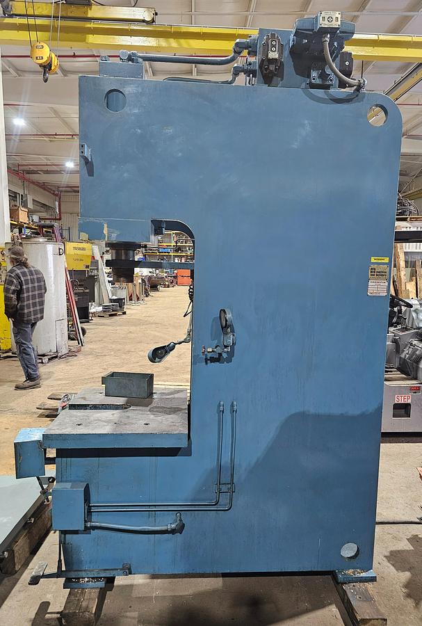Used Hannifin OGF-38 38-Ton Hydraulic Press | C-Frame | 12" Stroke | 460V