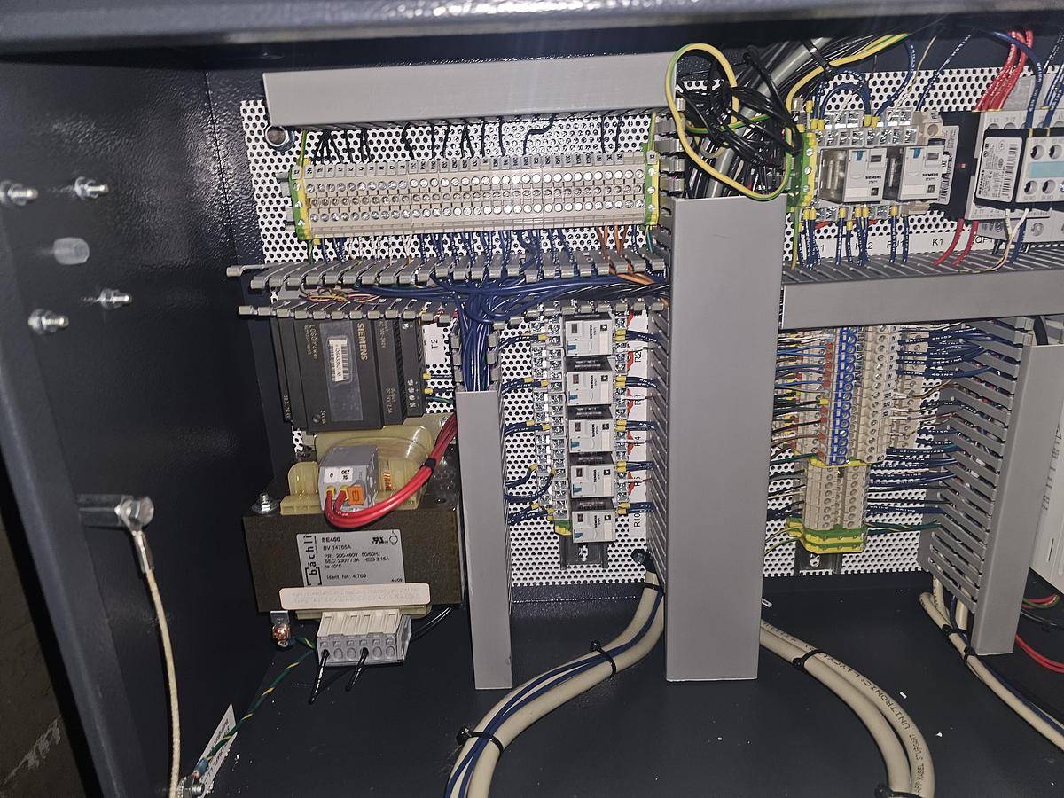 Used LNS Quick Load Servo S3 Magazine Style Barfeeder 5' Bar Capacity 4.75"