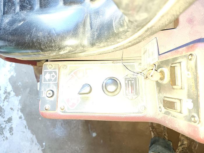 Used Minuteman 36V Electric Battery Operated Ride-On Floor Scrubber #SCV-28/32