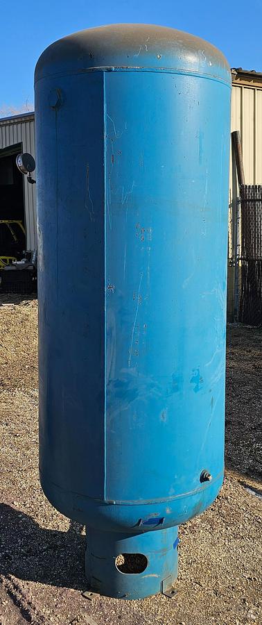 Used 1998 Silvan Industries 400 Gallon Vertical Compressed Air Receiver Tank 137 Psi @ 450*F