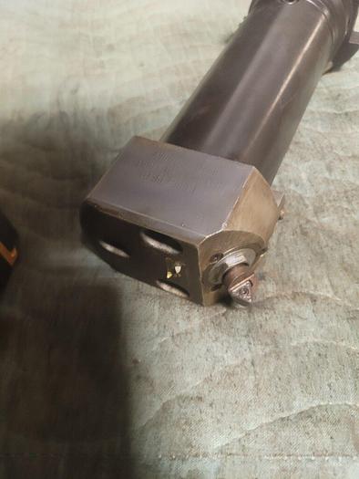 Used Sandvik A390.45-50 63 050M Adapter w/150MM Ext. & Boring Head 391.38-085 042