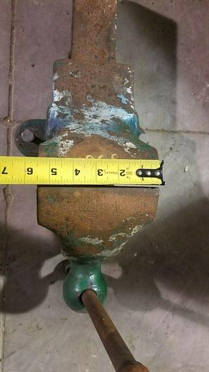 Used Large Rock Island Bench Vice w/5.5″ Wide Jaws