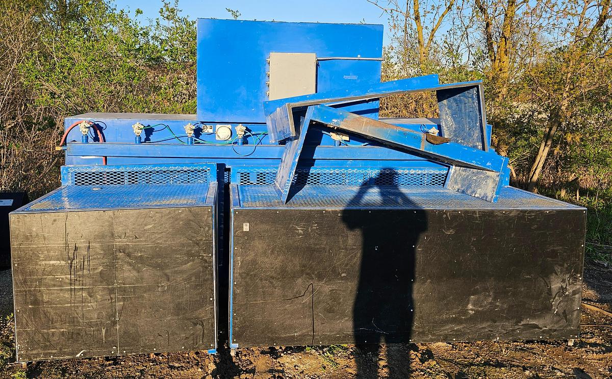 Used 12,000 CFM Filter 1 DB-12-18-15 Downdraft Table Dust Collector 12' x 3' Work Area