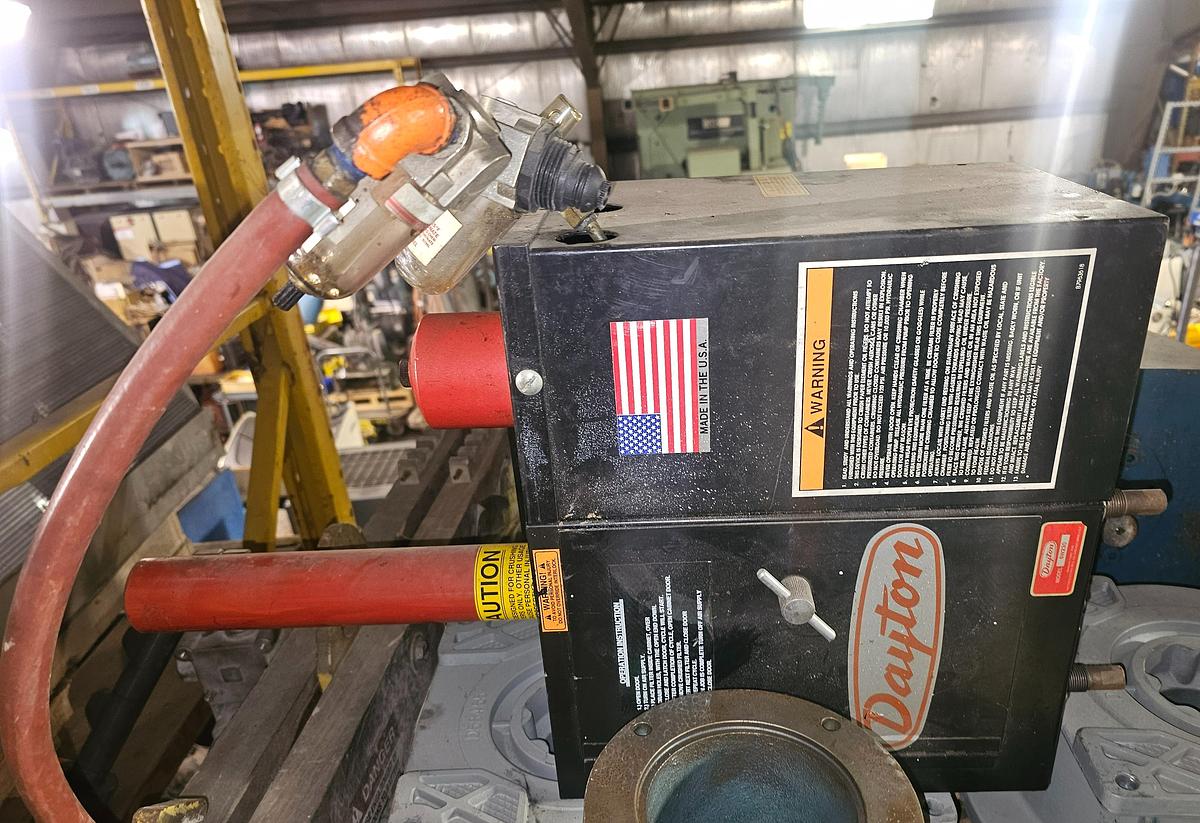 Used Dayton 6W230 Pneumatic Oil Filter / Can Crusher 