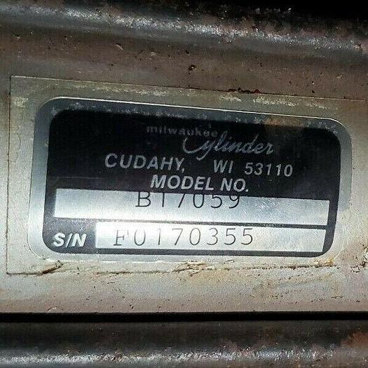 Milwaukee Cylinder Model #BT7059 w/ 24'' Overall Length