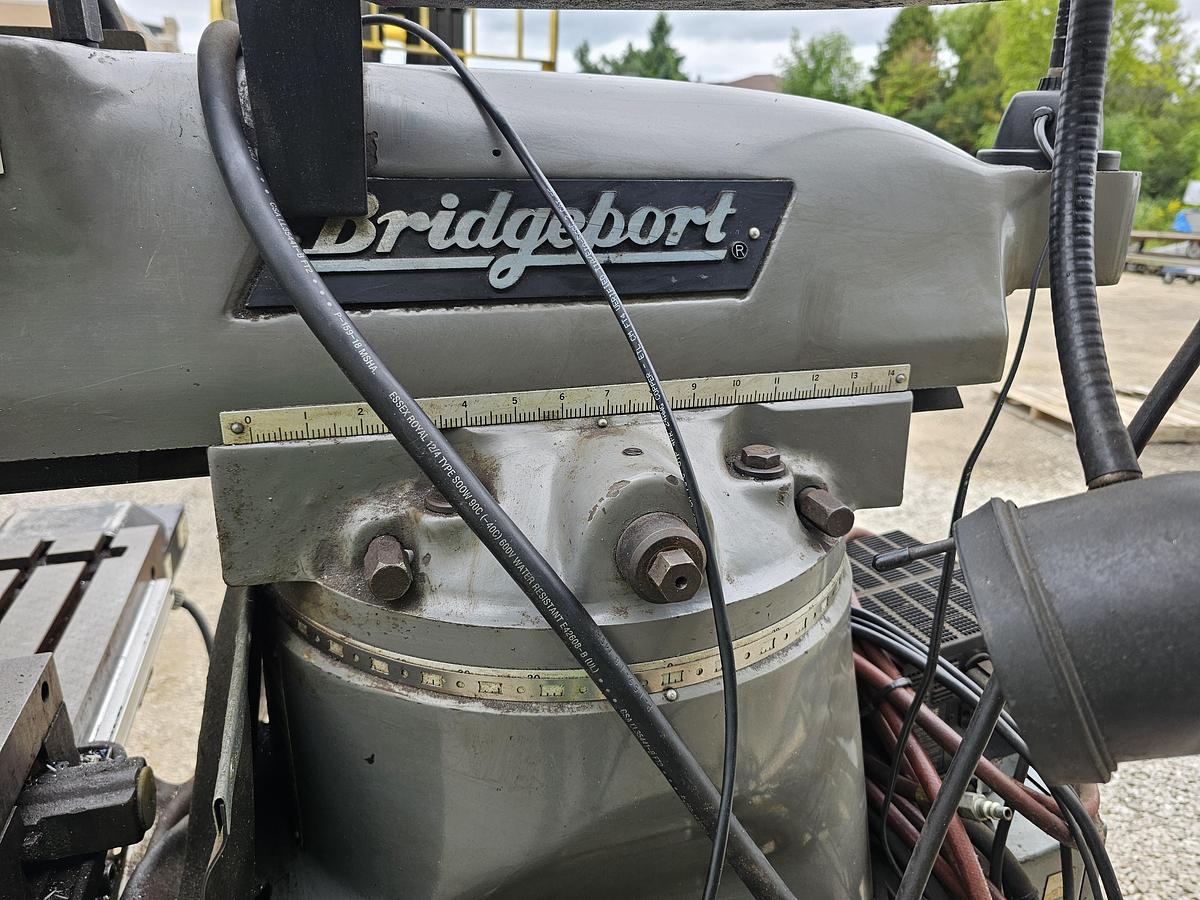 Used 2 Hp Bridgeport Series I 3-Axis CNC Knee Mill ProtoTrak MX3 Control 9" x 42" Table