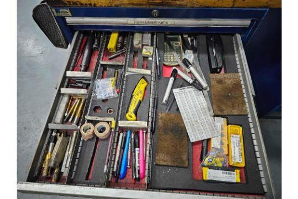 Used 60" Giddings & Lewis CNC VTL 72" Swing w/Fanuc 21-IT Control & Tooling - NO PIT REQUIRED