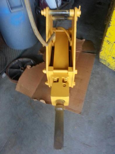 Used Stanley Hydraulic Impact Hammer Attachment for Excavator/Backhoe Model #MB-695
