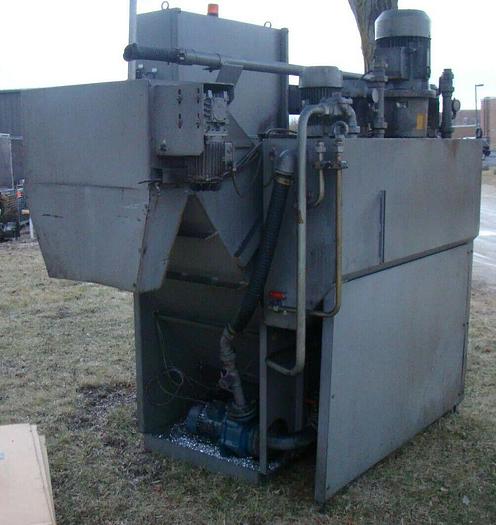 Used KNOLL Coolant Filtration w/Pump System Drag Chain Conveyor for CNC Machining