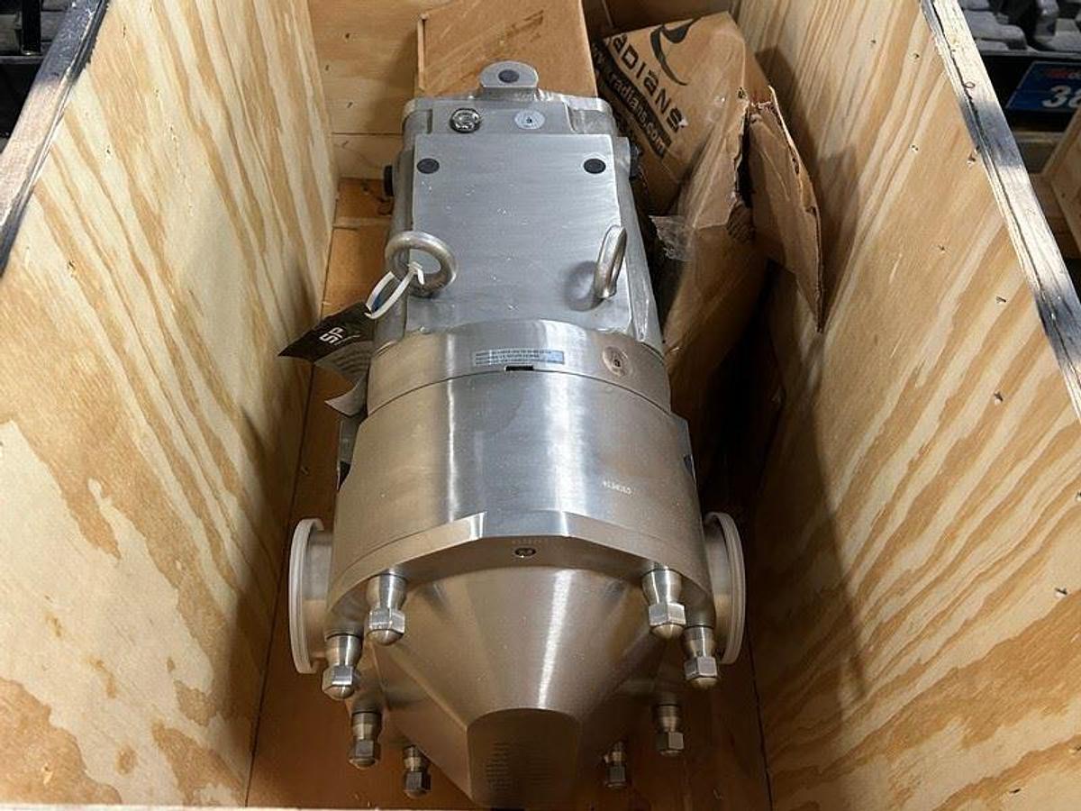 2023 Waukesha Cherry-Burrell 220-U2 Sanitary Pump | 4" Port | Stainless Steel
