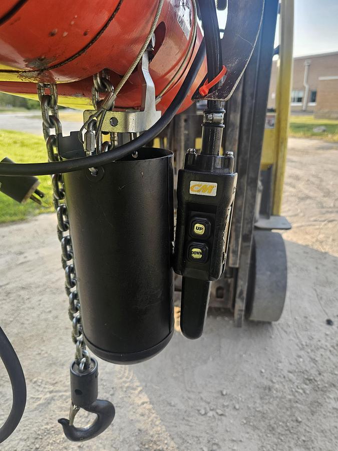 Used 1 Ton Lodestar VS Electric Chain Hoist Model L, 16 FPM Lift Speed, 440-480V 3 Phase