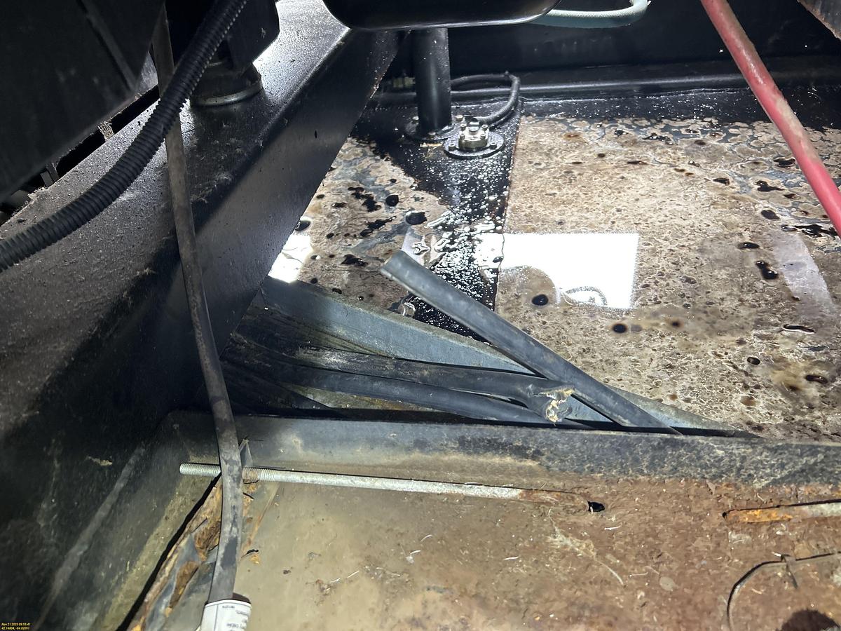 Used 750 KW Generac Gemini Series MD750 Diesel Standby Generator Set - 12.0L Diesel & Fuel Tank