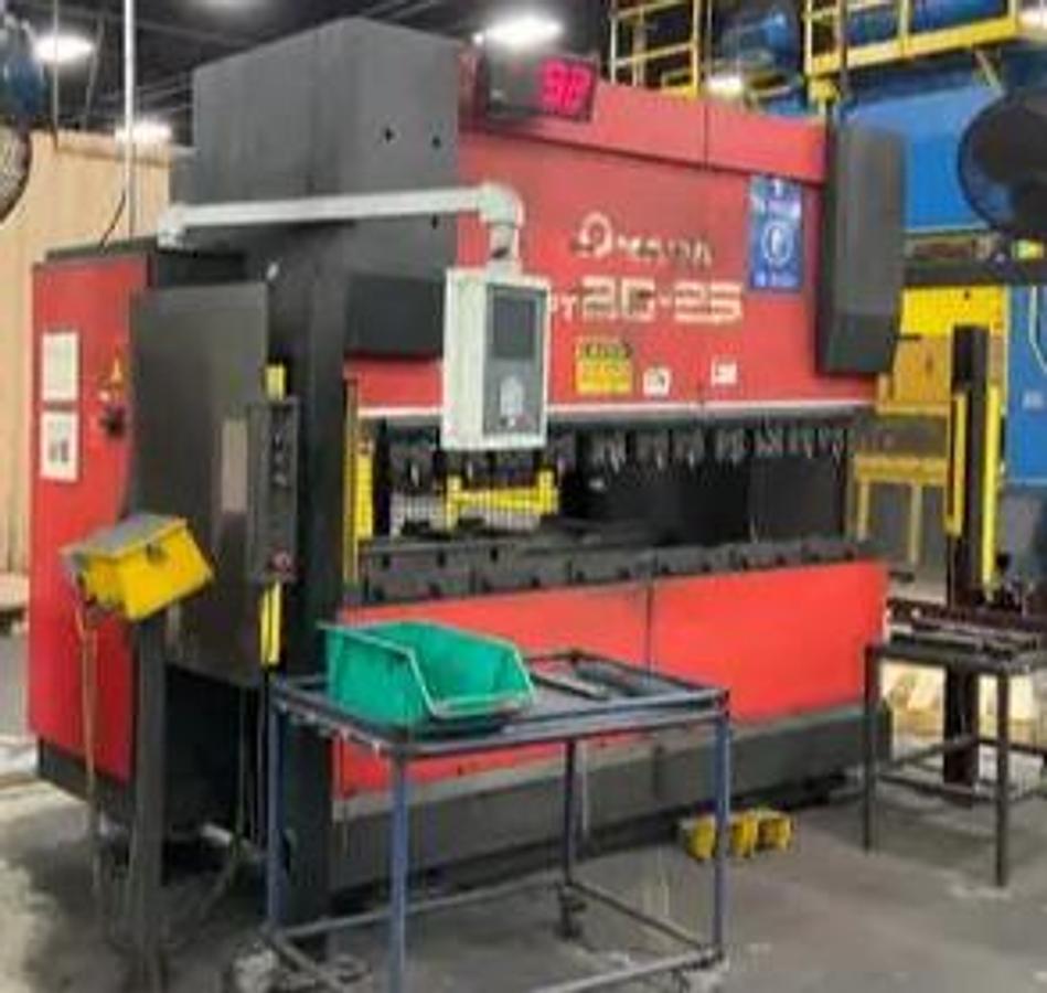 Used 88 Ton x 8' Amada HFT 80-25 S Hydraulic 4 Axis CNC Press Brake