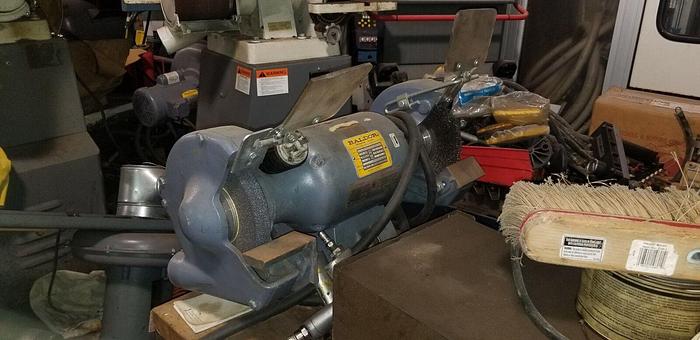 Used 3/4 Hp 8" BALDOR #8252W Double End Pedestal Grinder 208-230/460V, 3 ph, 60 Hz