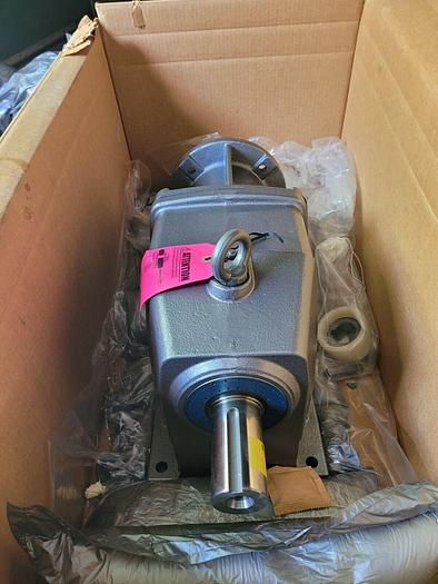 Nord SK52 N250TC Gear Drive Reducer 14.00:1 No. 201022628-300 10142 lb-in