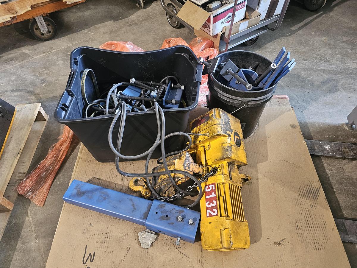 Used 1000 lb (1/2 Ton) Gorbel 28' Span x 52' Runway Freestanding Bridge Crane System & Hoist