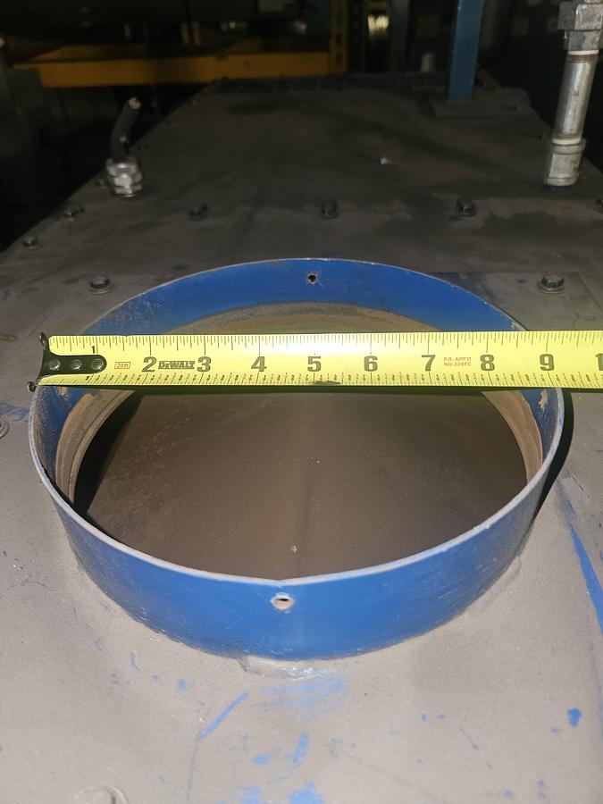 Used 2400 CFM Torit DFO3-3 Dust Collector Oval Door Delta P Control