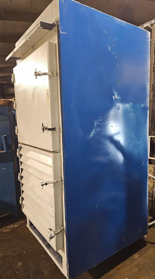 Used Donaldson Torit DWST 6-4 Downflo Workstation | 28,000 CFM | 4-Module Dust Booth