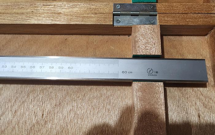 Used Mitutoyo 60 CM Stainless Steel Vintage Vernier Caliper w/Case 0.02mm Increments