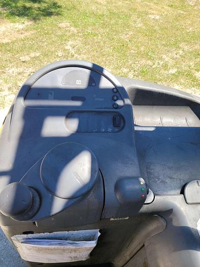 Used 270" Lift 4500# Crown RR5020-45 36V Electric Reach Truck 42'' Forks & Sideshift