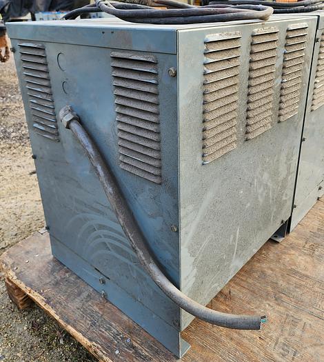 Used Hobart Accu-Charger 600B1-12 Industrial 24 Volt Battery Charger 