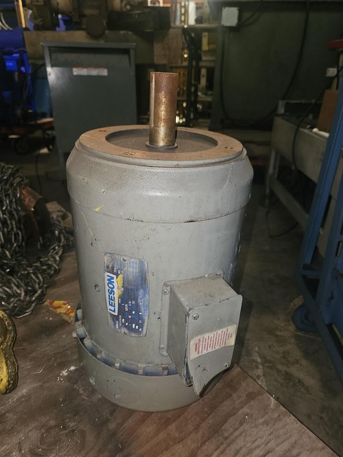 Leeson 5 Hp Electric Motor C215T11FB1B 1140 RPM G215TC Frame 230/460V