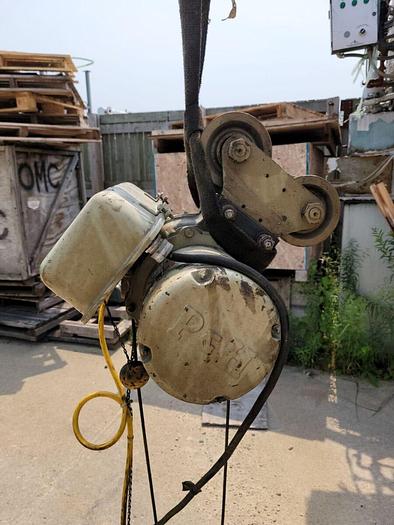 Used 1 Ton P&H Electric Cable Hoist Zip Lift, 1 Hp, 230/460V Motor