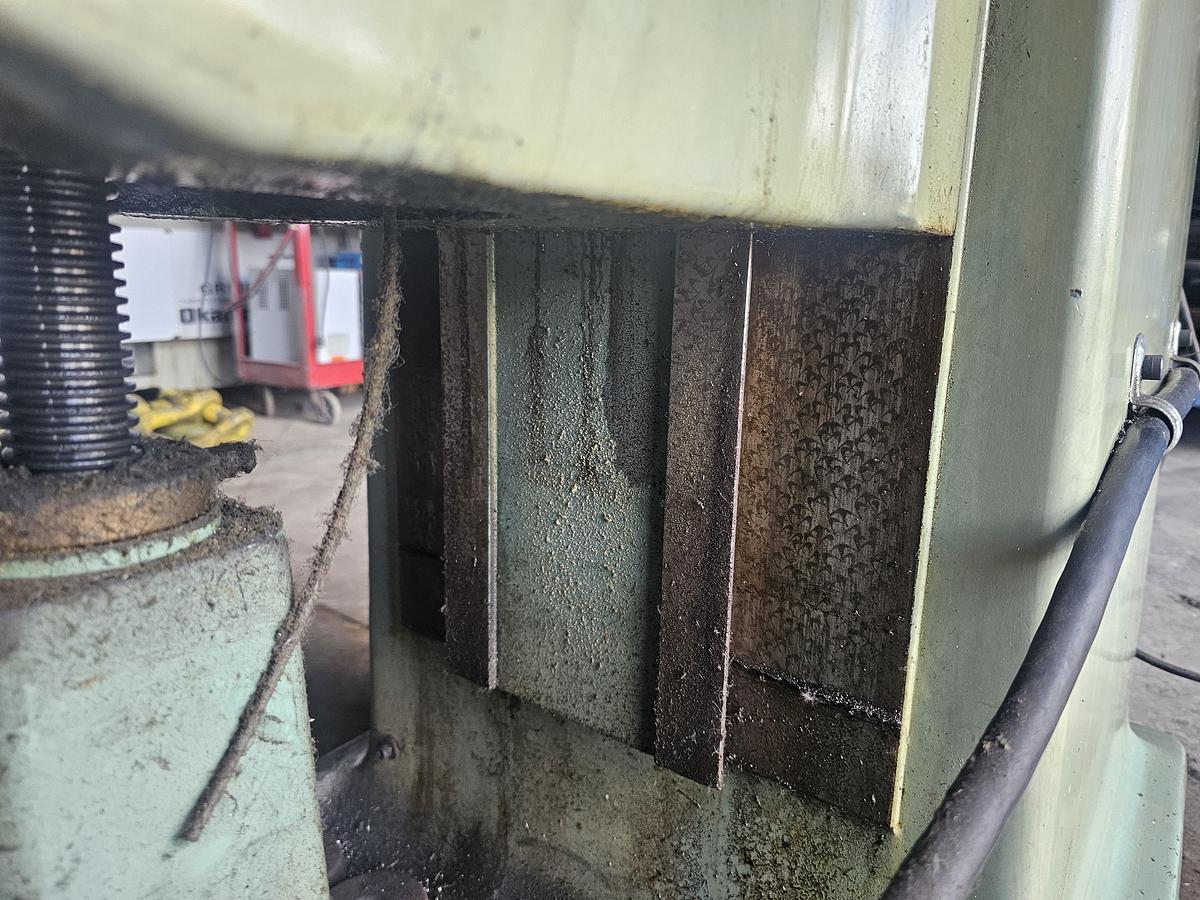 Used 3 Hp Southwestern Industries 2-Axis Sport K3 CNC Variable Speed Knee Mill, 10" x 50" Table