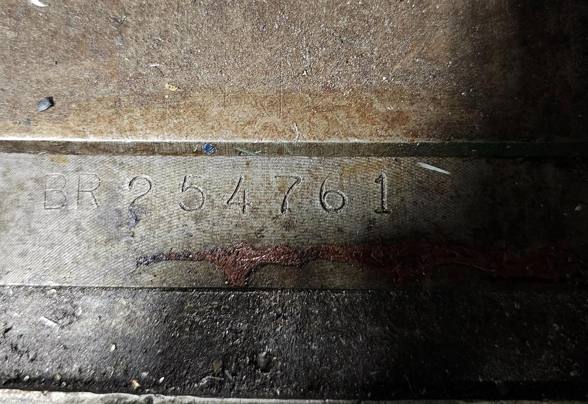 Used 2 Hp Bridgeport Series I 3-Axis CNC Knee Mill ProtoTrak MX3 Control 9" x 42" Table