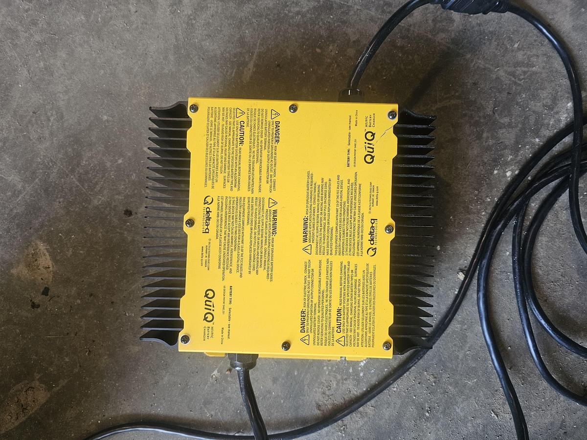 Refurbished Tennant M6200 Battery Operated 55" Cleaning Path Ride On Floor Sweeper