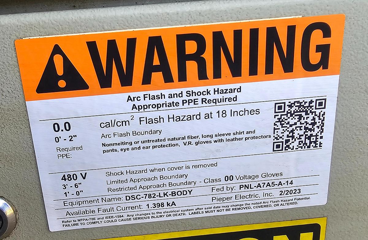 Used 11.8" x 11.8" Behringer HBP303A Automatic Twin Column Horizontal Bandsaw