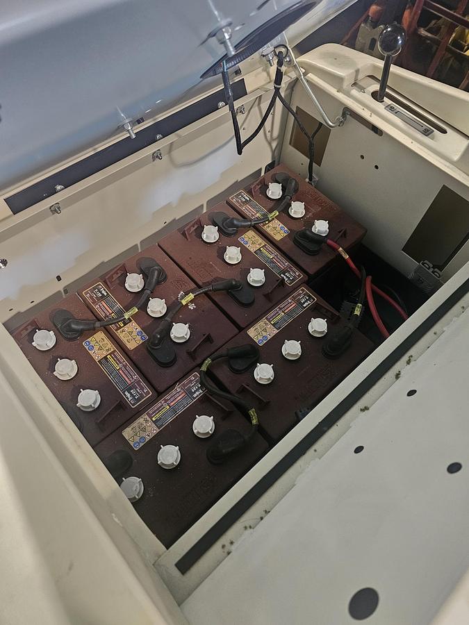 Refurbished Tennant M6200 Battery Operated 55" Cleaning Path Ride On Floor Sweeper