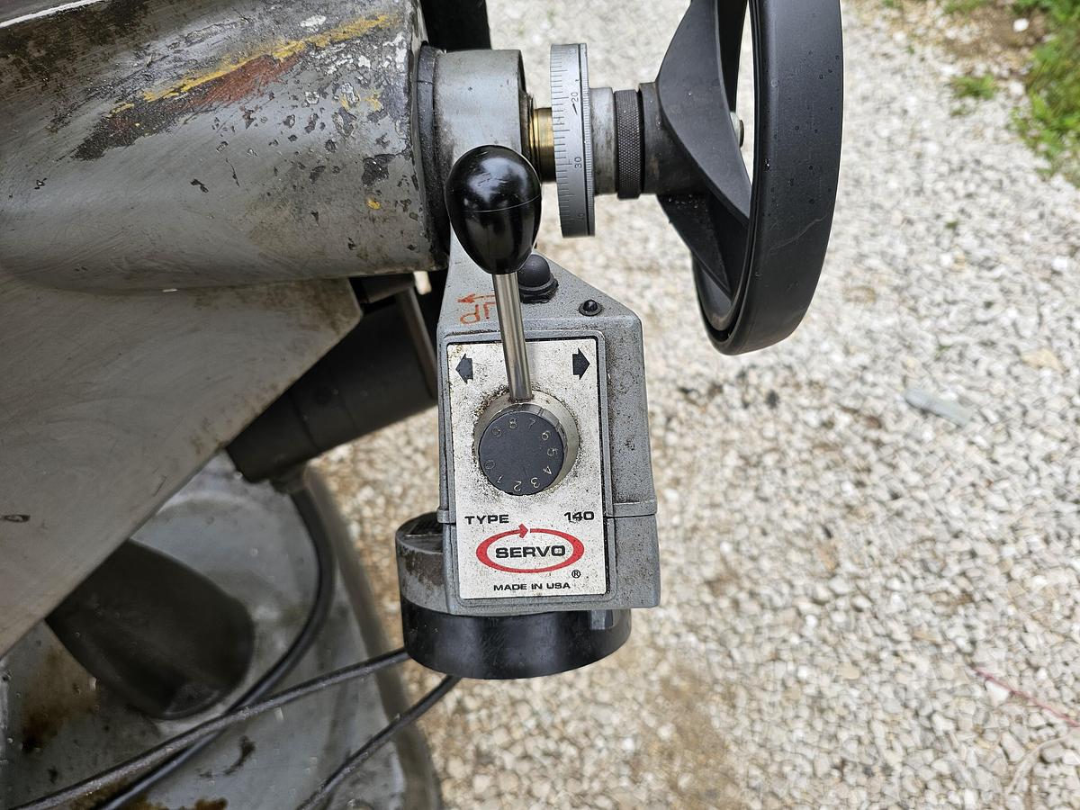 Used 2 Hp Bridgeport Series I 3-Axis CNC Knee Mill ProtoTrak MX3 Control 9" x 42" Table