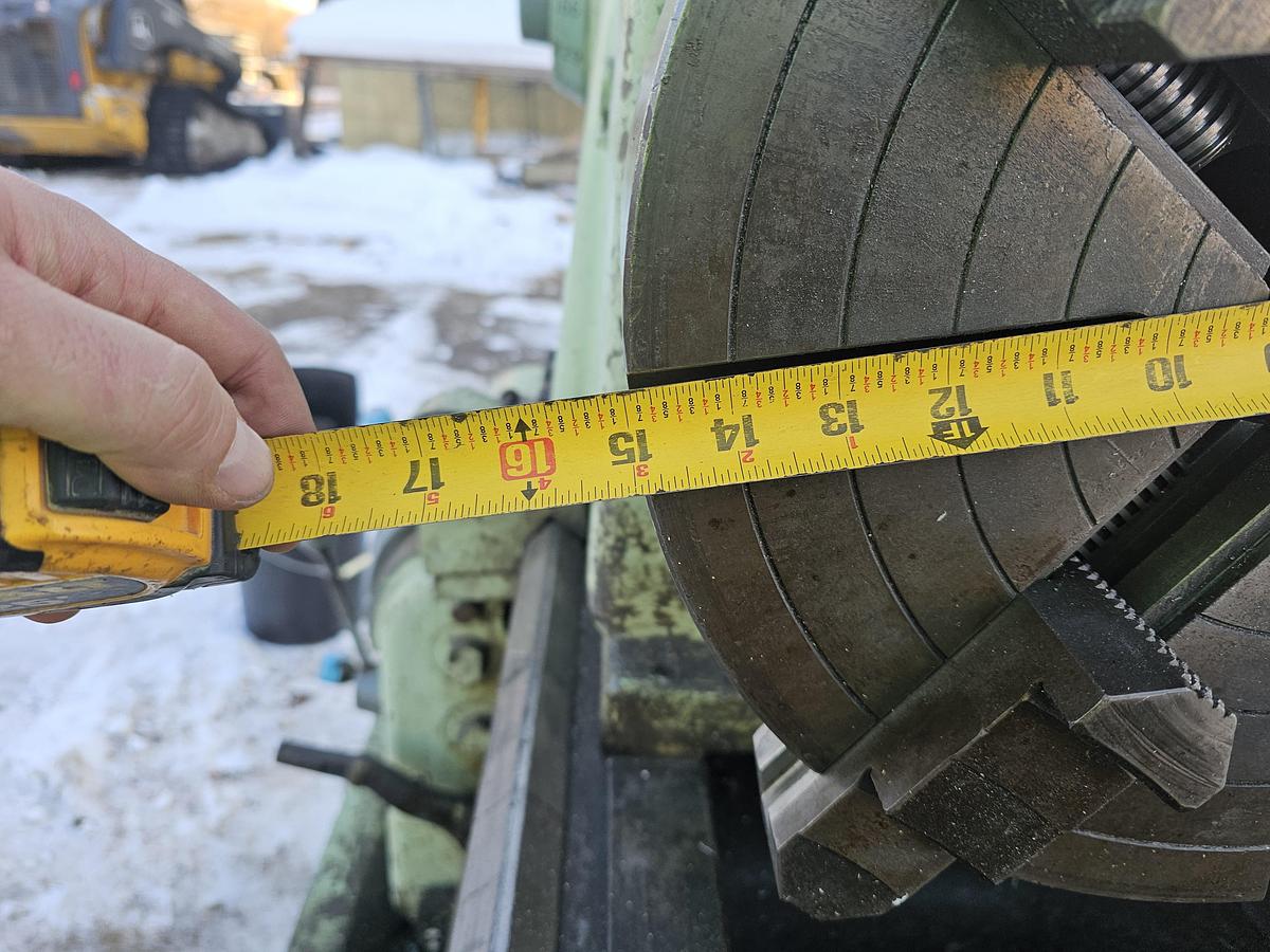 Used Cincinnati Hydrashift 22 Engine Lathe 23.5" Swing x 72" Centers